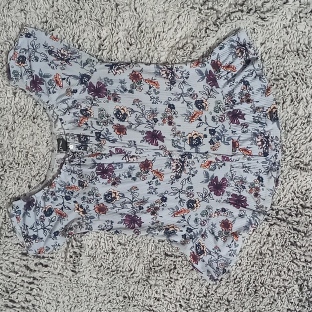 Art class blouse size XL
